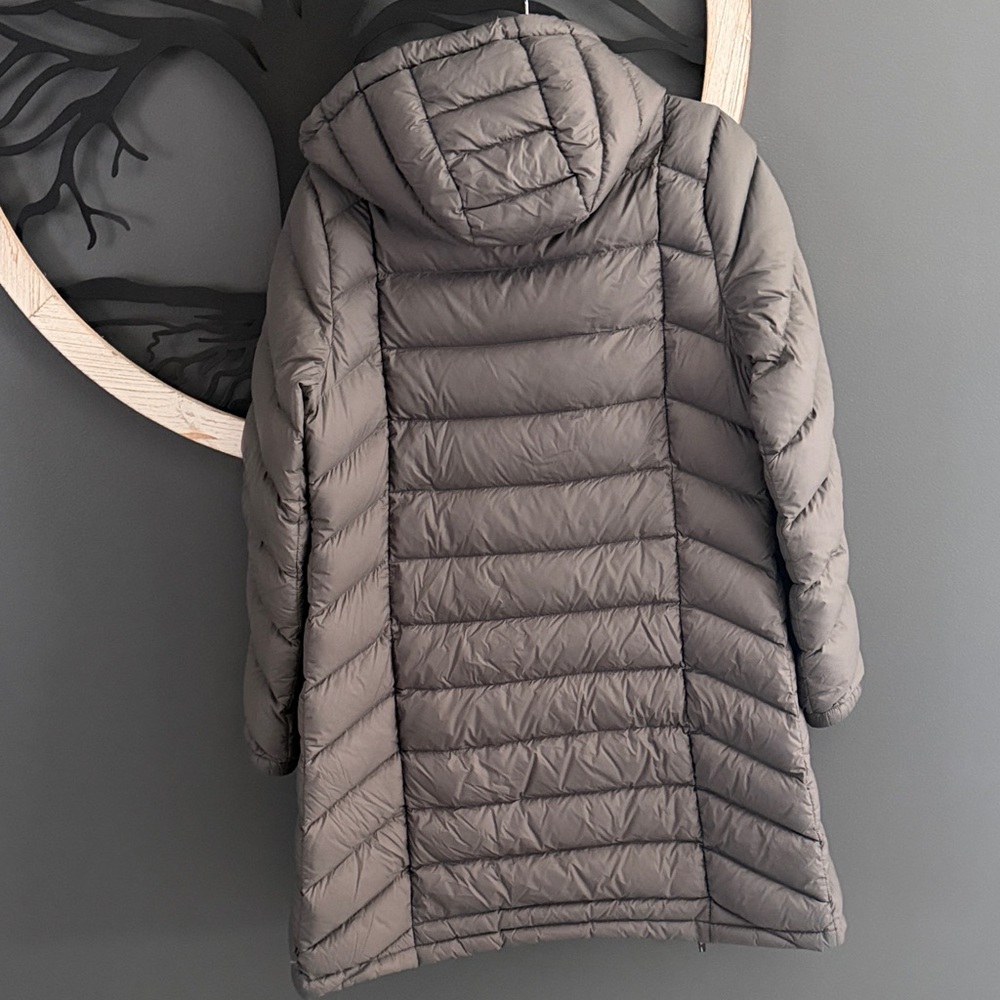 Tommy Hilfiger Women's Charcoal Puffer Jacket - Picture 5 of 7
